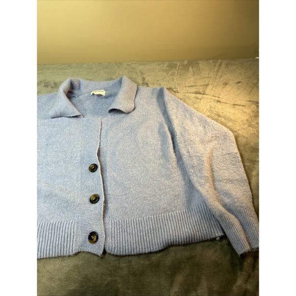 Pink Rose Cardigan Sweater Blue Two Buttons Collared - Picture 1 of 8